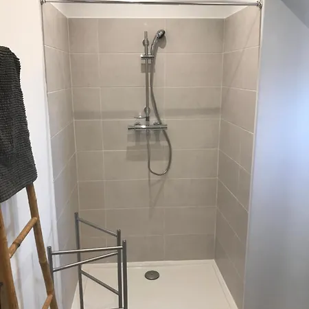 2 Pers Neuf En Centre Ville-vue Pano Apartment