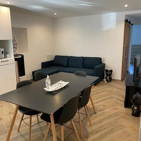 Apartment 2 Pers Neuf En Centre Ville-vue Pano Sartene (Corsica)