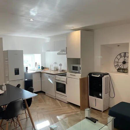 Apartment 2 Pers Neuf En Centre Ville-vue Pano